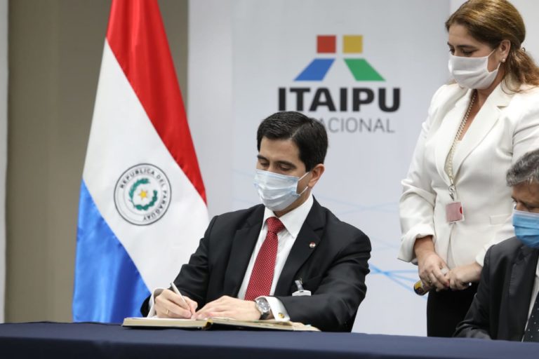 Algunos senadores quieren el rechazo del acuerdo a Federico González