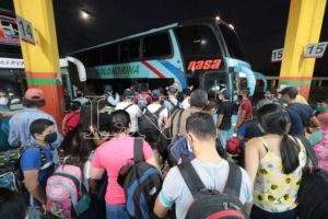 Por culpa de los tuku karu de Semana Santa ya evalúan medidas más estrictas por 15 días