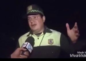 Poli se hace famoso por su concierto “Supersónico” (VIDEO)