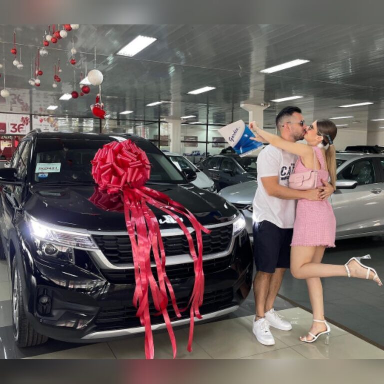 ¡Exmiss mundo feliz con su primer OKM, lo celebró con un chape!