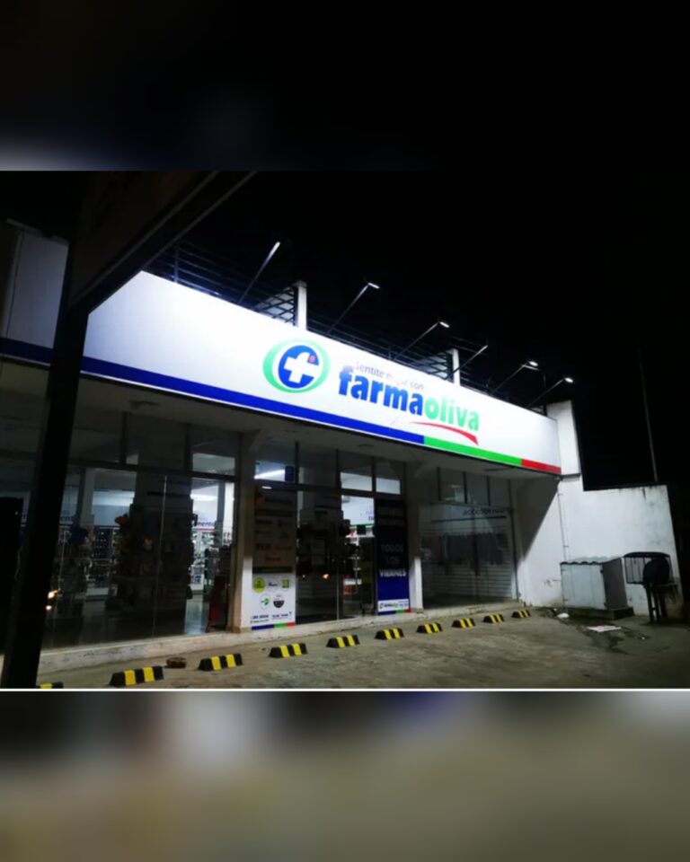 Asaltó farmacia con ropa de delivery