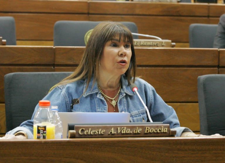 Celeste Amarilla: “Las mujeres tenemos derecho a ser putas y yo puedo estar en un puterío”