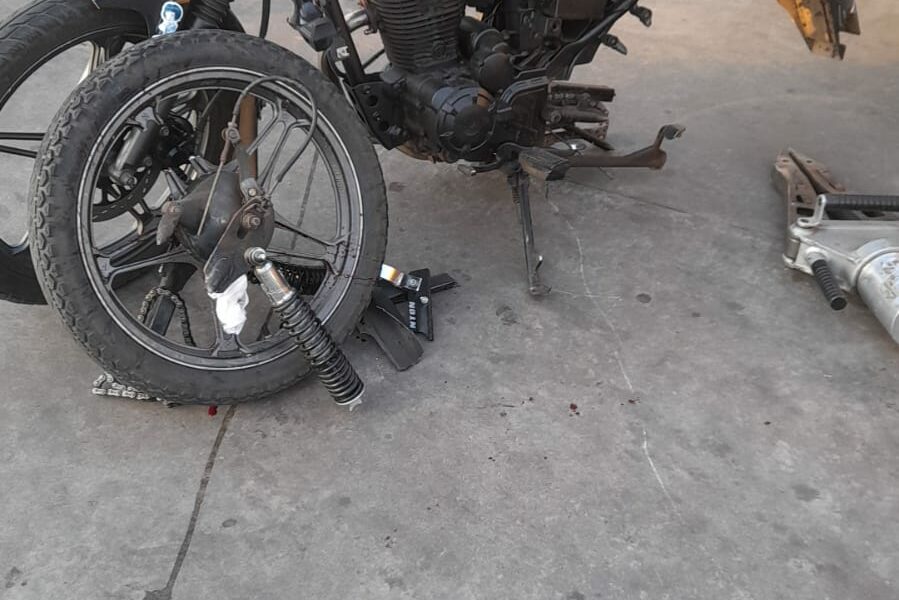 (Video) En Sanlo, conductor tatácho mató en accidente a pasajero de motoBolt y dejó malherido al chofer