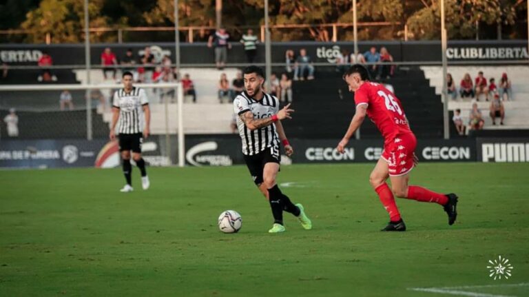 Libertad no falla y vuelve a ampliar su ventaja en la punta