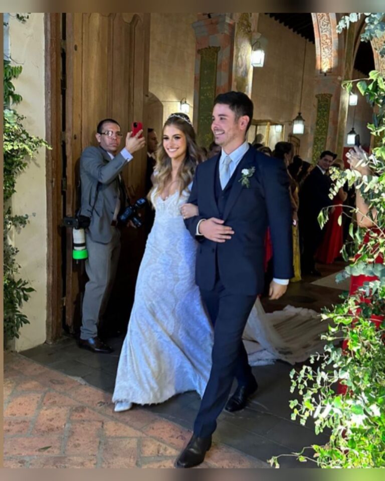 Hijo de Santi Peña tuvo hoy su boda religiosa