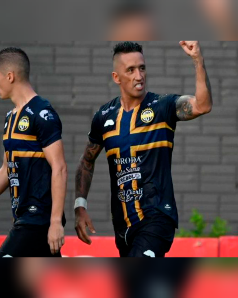 Lucas Barrios habló sobre supuesto moquete con su DT