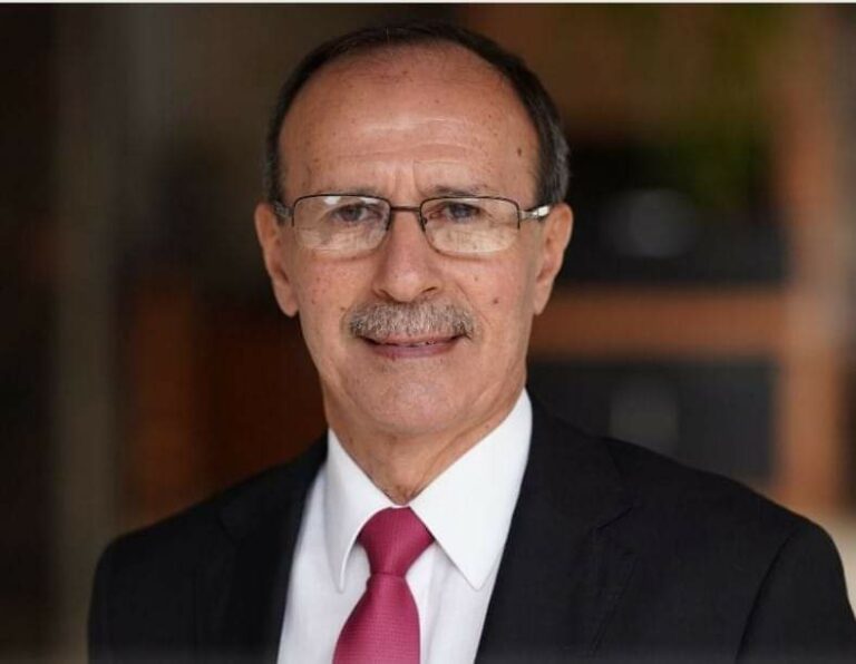 Santiago Peña nombra a Ministro de Defensa
