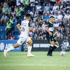 Tacuary frenó a Olimpia y debilita ilusión de los franjeados