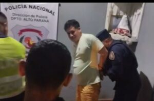¡Tatácho intentó raptar a una colegiante!