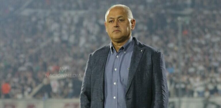 “Chiqui” Arce habló sobre la situación del plantel de Olimpia y la FIFA