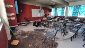 “Chespis” quemaron muebles y destrozan una escuelita