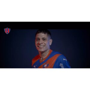 (VIDEO)Rápido y furioso: Así presentó Cerro Porteño a Iturbe