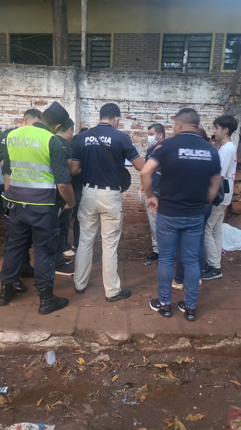 Pelea entre supuestos adictos terminó con el asesinato de uno de ellos