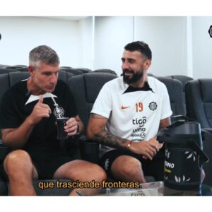 (VIDEO)Martín Palermo y Lucas Pratto probaron el tereré en su día