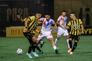 Empate por la mínima diferencia entre Guaraní y Cerro Porteño