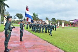 Riera pide “pensar” reestablecer Servicio Militar Obligatorio