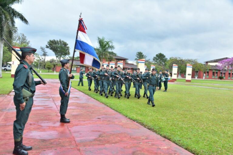 Riera pide “pensar” reestablecer Servicio Militar Obligatorio