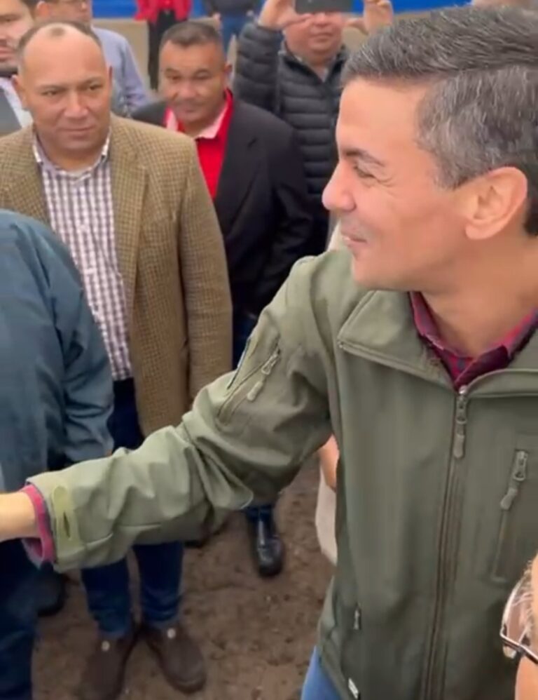 Santi Peña en Concepción: “Salimos de las oficinas para escuchar a todos los paraguayos”