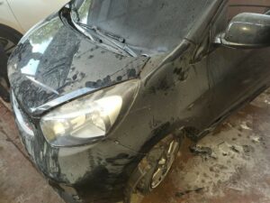 Quemaron auto de una mujer y le dejaron mensaje: “Dejá de meterte con marido ajeno”