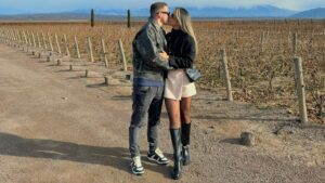 [GALERÍA] ¡Pelotero del Ciclón se puso romántico en sus bodas de bronce!