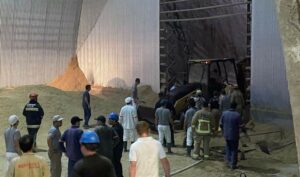 Itapúa: Trabajador murió atrapado en un depósito de chapa