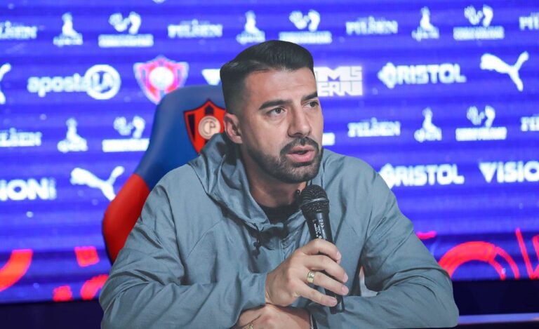 ¿Julio César Cáceres como DT de Cerro? “Sería un gran desafío”