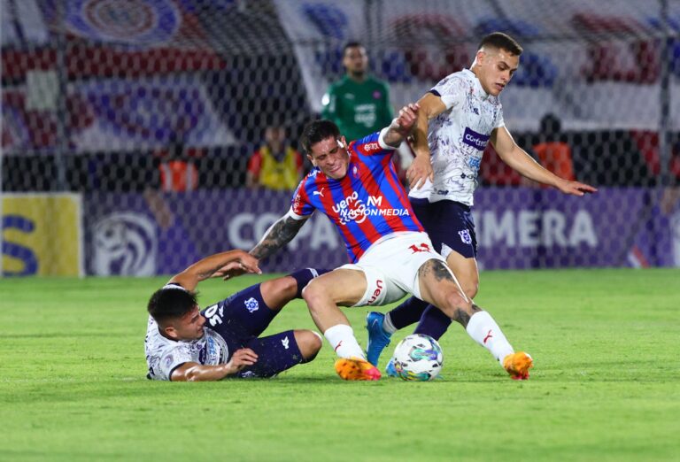¡Humillante caída azulgrana ante el “Gallo” norteño!