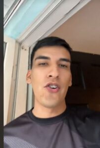 (VIDEO)Paraguayo muestra cómo convive con el huracán Milton en Florida