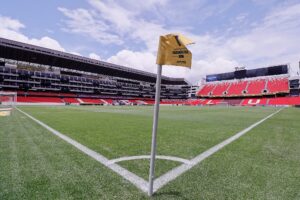 Así está el estadio en Quito a la espera del enfrentamiento entre la Albirró y la sele de Ecuador