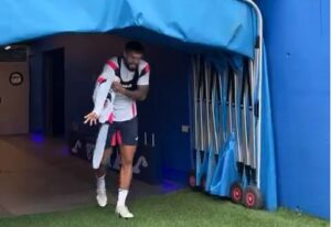 Alderete entró en la cancha hablando guaraní y el “CM” del Getafe pidió ayuda a internautas