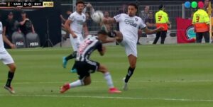 Copa Libertadores: Antes de un minuto ya hubo expulsado