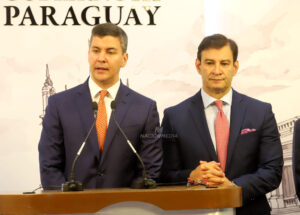 Santi intervino para evitar moquete entre Beto y Riera