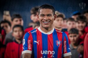 Diego León estaría más cerca de ir al Manchester United