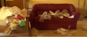 Malevos destrozan escuela de Ñemby y se llevan de todo