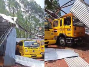 (ViDEO). Temporal se llevó todo el techo de los Bomberos de Vaquería