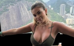 Fátima Gauto se muestra “pechocha” en Río de Janeiro