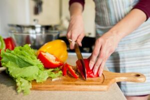 Ofrecen más de 200 puestos en el sector gastronómico en la Expo Empleos