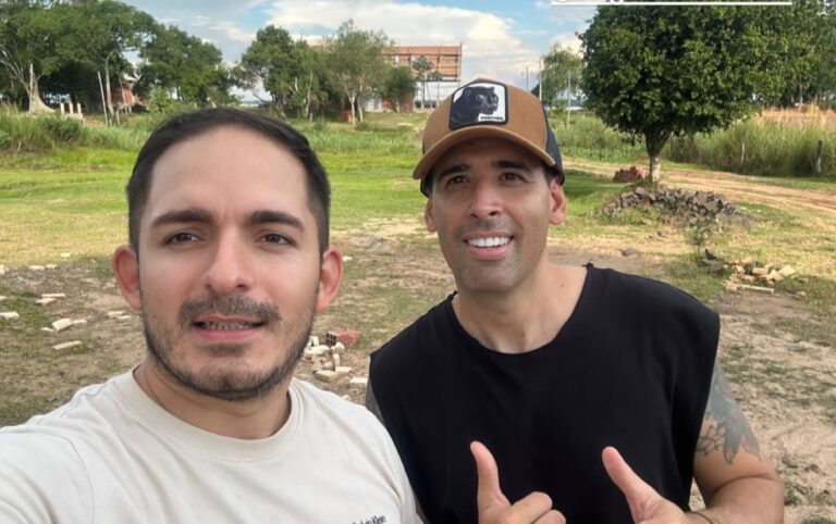 ¡Apénami! Edgar Camarasa está construyendo otra casota junto al Paraná