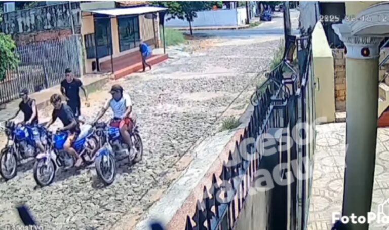 (Video) Recuperan moto robada en manda y detienen a sospechosos