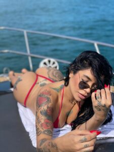 ¡Barbie Bogado levantó suspiros con infartantes fotos de su paseito en Brasil!