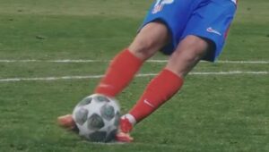 (VIDEO) La UEFA se pronunció ante la polémica decisión del VAR en el penal de Julián Alvarez