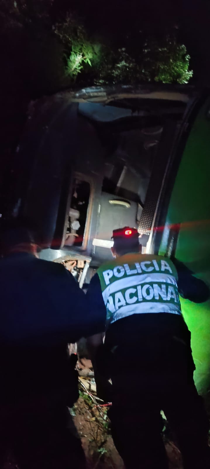 Reportan grave accidente fatal entre bus y motocicleta en Itapúa