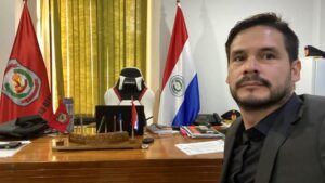 (VIDEO)Médico denunció recibió amenaza de muerte tras bañarse en Salto Cristal