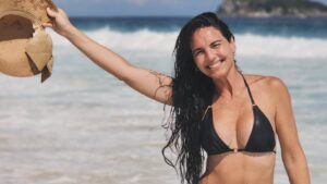 (GALERÍA) ¡Dionoguarde! ¡Presentadora de noticias mostró su pechochidad en Brasil!