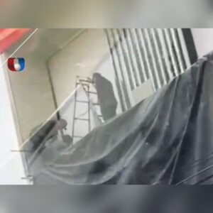 ¡Trabajador recibió 23 mil voltios de descarga y sobrevivió!