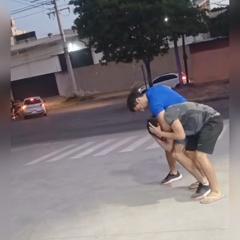 (VIDEO)Denuncian que hombre agredió a un ciclista menor