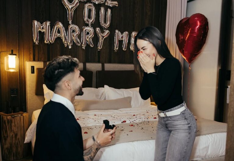 (GALERÍA) ¡Julio Enciso le propuso matrimonio a su novia colombiana!