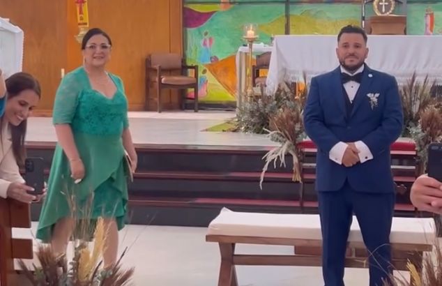 (VIDEO) ¡Omendáma el conductor de Popu TV! ¡José Ayala y Sofi sellaron su amor ante Dios!