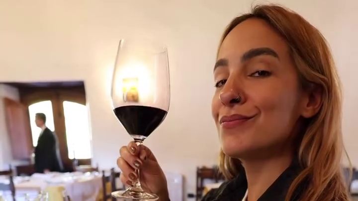 (GALERIA) Gia Alfieri festejó su cumple entre vinos y dijo: “ser señora es lo más”