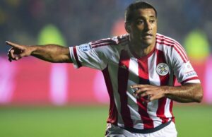 ¡Novaseo! ¡Otro expelotero albirrojo pisó la cacerolita!